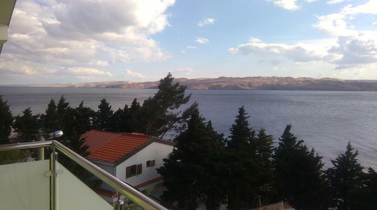 Apartmani Vila Dadic Karlobag Exterior foto