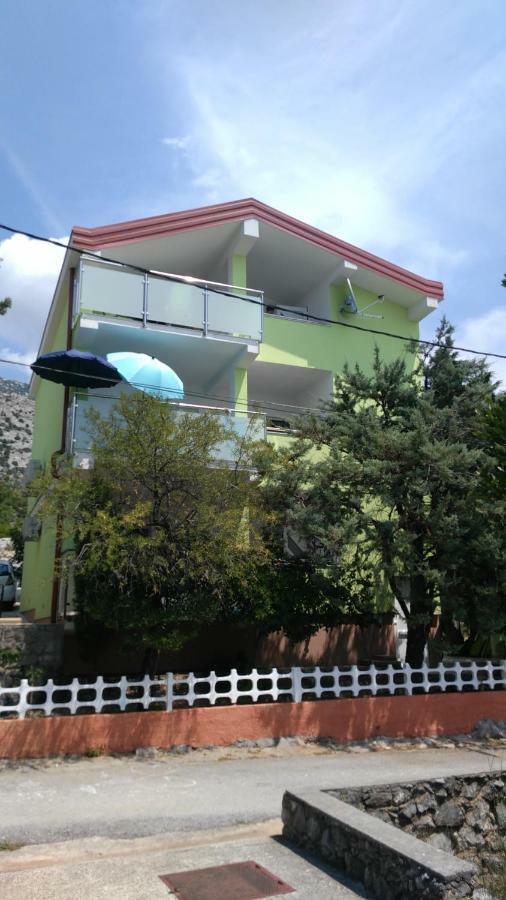 Apartmani Vila Dadic Karlobag Exterior foto